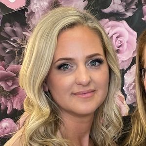 Meet your Posher, Sabrina